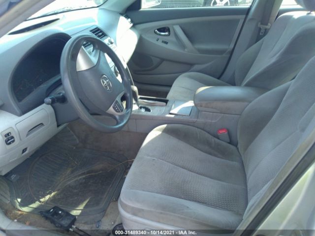 Photo 4 VIN: 4T1BF3EK0AU053077 - TOYOTA CAMRY 