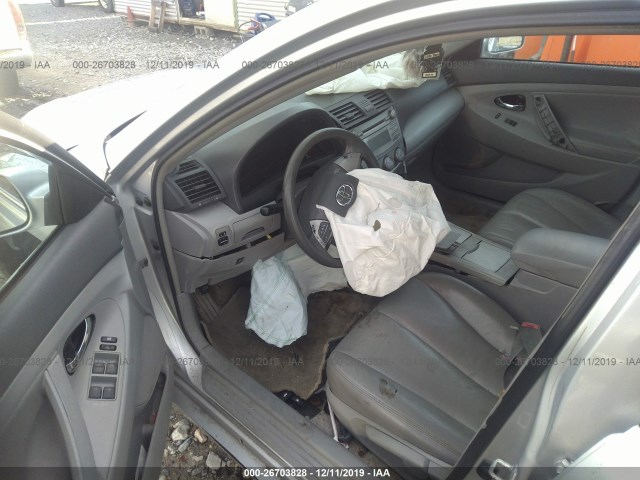 Photo 4 VIN: 4T1BF3EK0AU058912 - TOYOTA CAMRY 