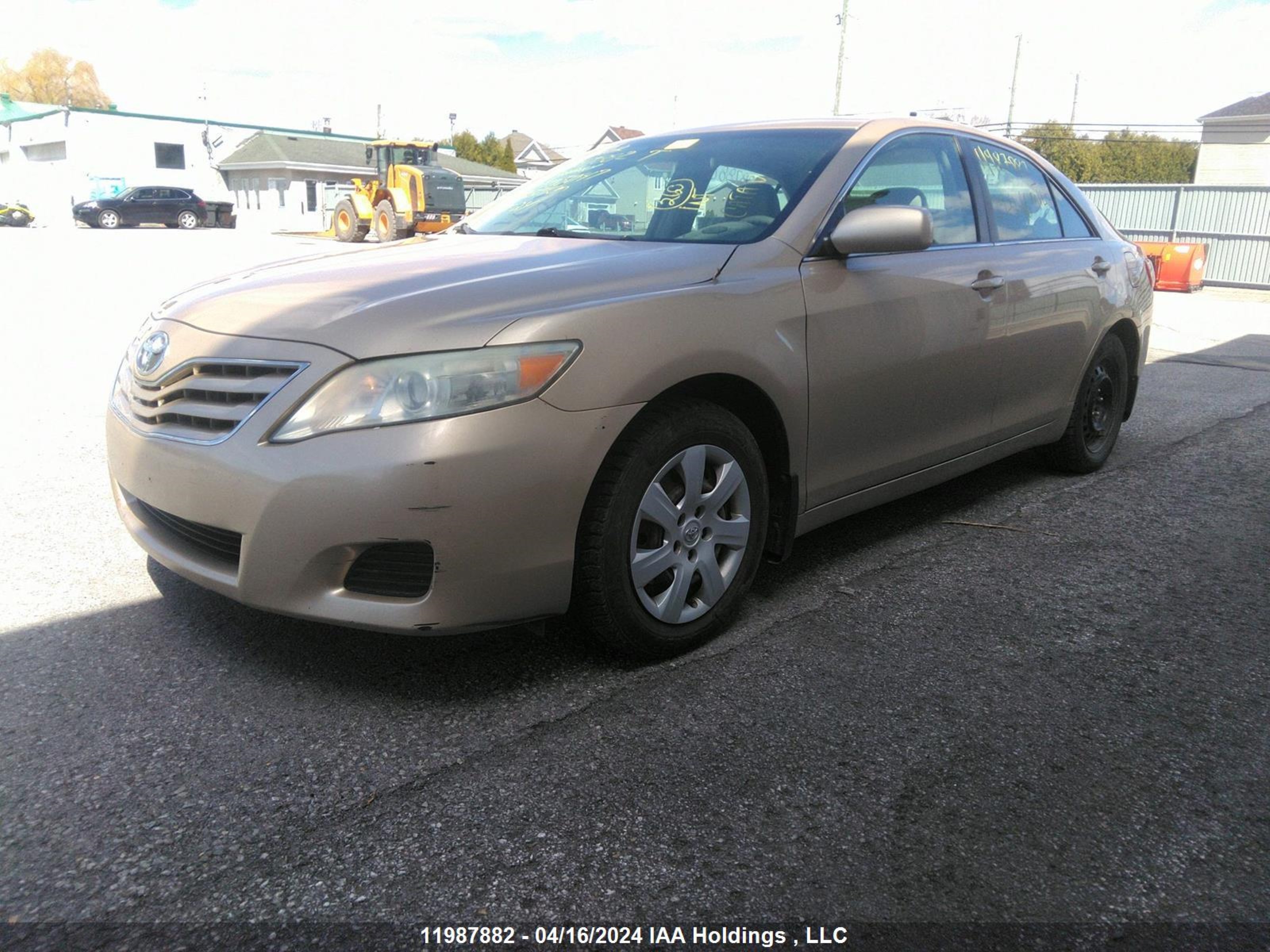 Photo 1 VIN: 4T1BF3EK0AU105047 - TOYOTA CAMRY 