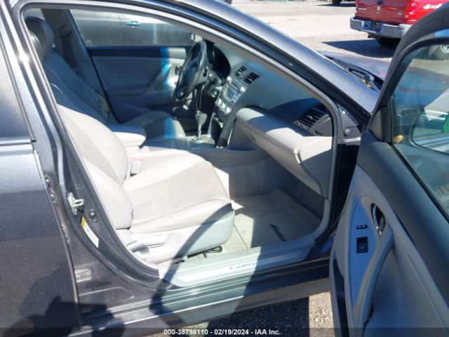 Photo 4 VIN: 4T1BF3EK0AU106649 - TOYOTA CAMRY 