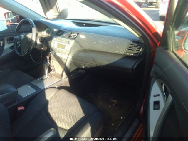 Photo 4 VIN: 4T1BF3EK0AU506971 - TOYOTA CAMRY 