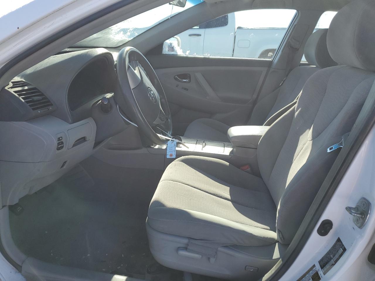 Photo 6 VIN: 4T1BF3EK0AU512639 - TOYOTA CAMRY 