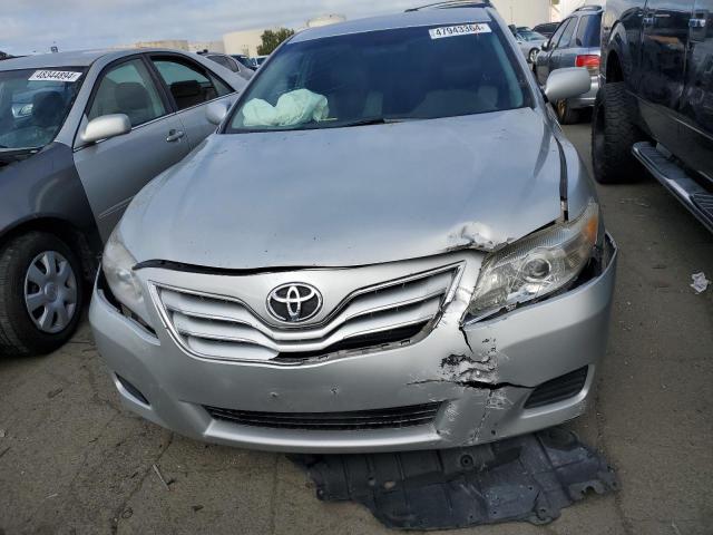 Photo 4 VIN: 4T1BF3EK0AU517615 - TOYOTA CAMRY 