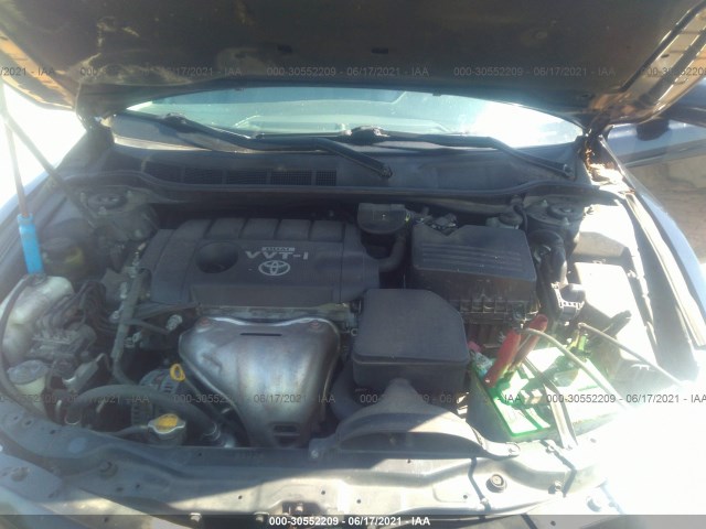 Photo 9 VIN: 4T1BF3EK0AU517811 - TOYOTA CAMRY 