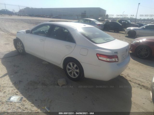 Photo 2 VIN: 4T1BF3EK0AU555085 - TOYOTA CAMRY 