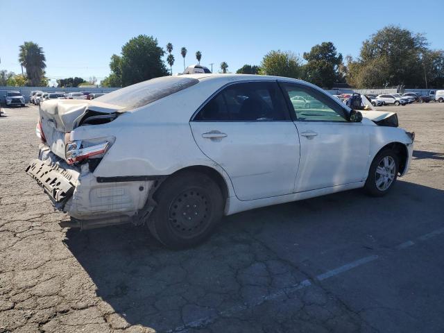 Photo 2 VIN: 4T1BF3EK0AU556463 - TOYOTA CAMRY 