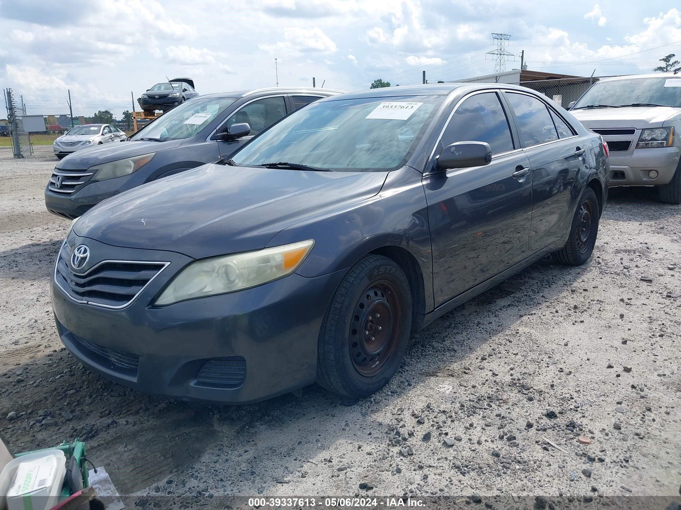 Photo 1 VIN: 4T1BF3EK0BU133108 - TOYOTA CAMRY 