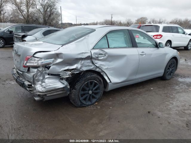 Photo 3 VIN: 4T1BF3EK0BU214920 - TOYOTA CAMRY 