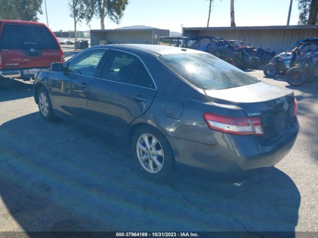 Photo 2 VIN: 4T1BF3EK0BU618607 - TOYOTA CAMRY 