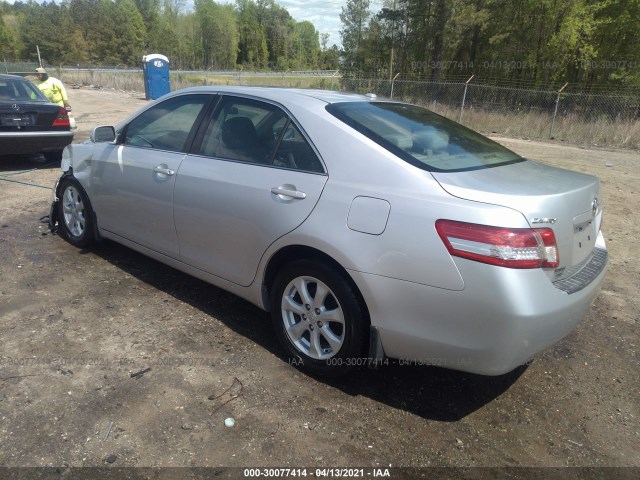 Photo 2 VIN: 4T1BF3EK0BU682422 - TOYOTA CAMRY 