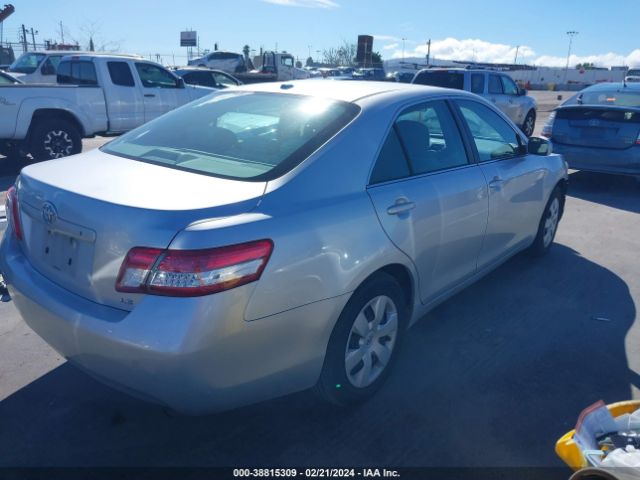 Photo 3 VIN: 4T1BF3EK0BU743087 - TOYOTA CAMRY 