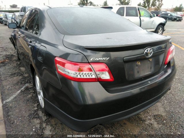 Photo 2 VIN: 4T1BF3EK1AU005717 - TOYOTA CAMRY 