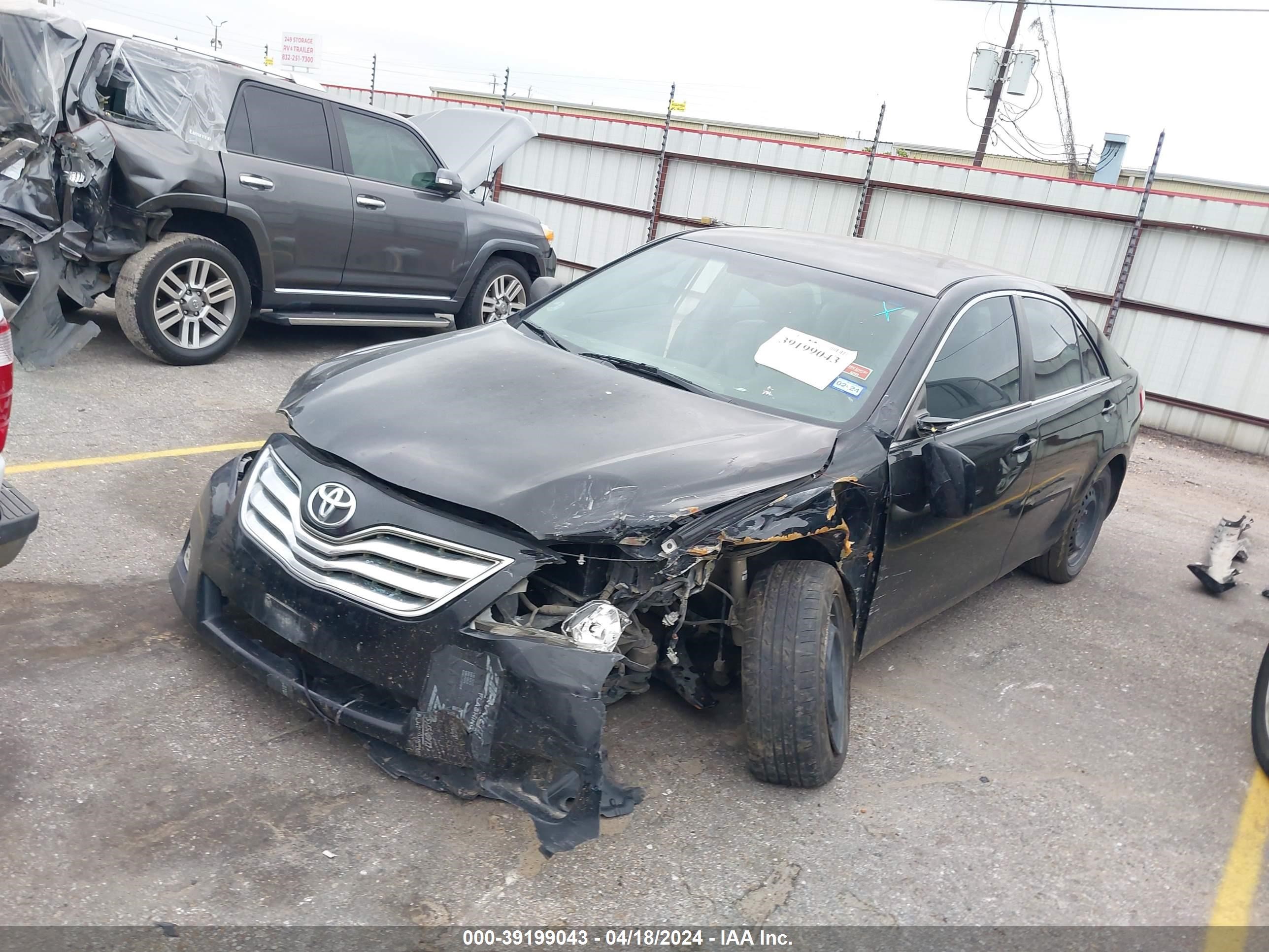 Photo 1 VIN: 4T1BF3EK1AU008665 - TOYOTA CAMRY 