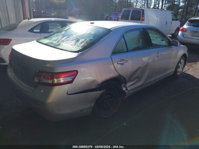 Photo 3 VIN: 4T1BF3EK1AU010206 - TOYOTA CAMRY 