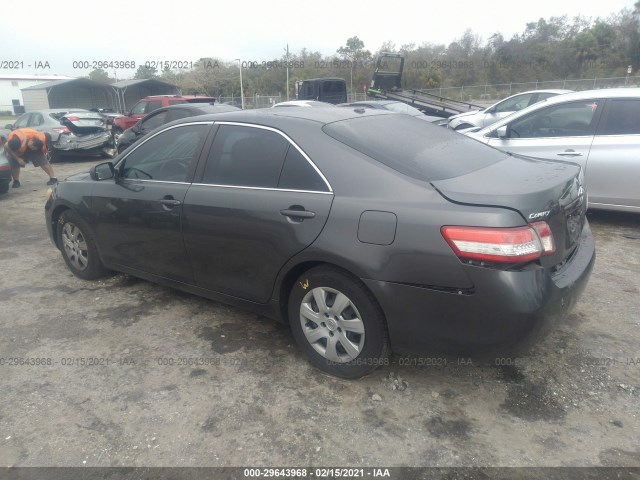 Photo 2 VIN: 4T1BF3EK1AU013395 - TOYOTA CAMRY 