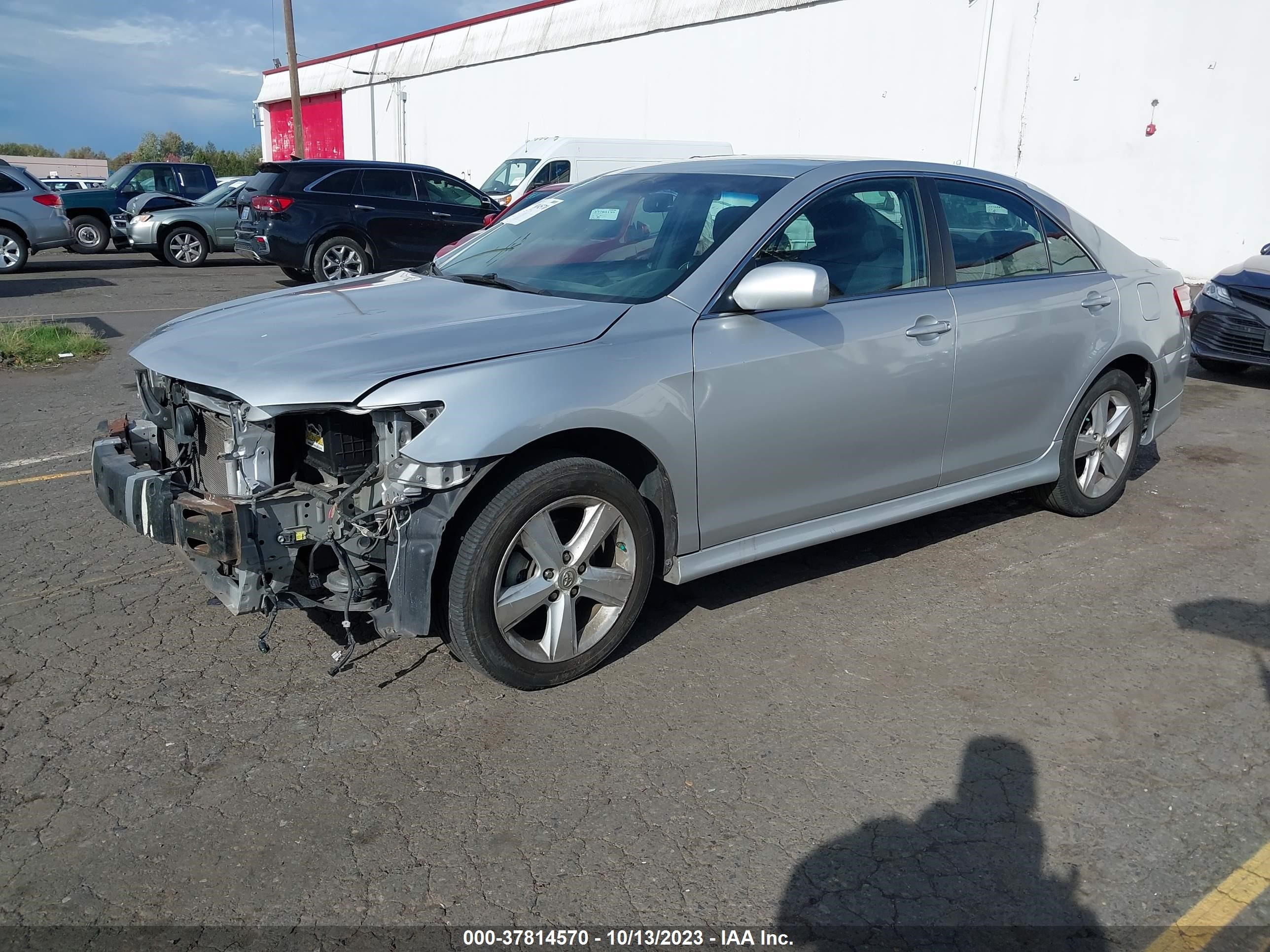 Photo 1 VIN: 4T1BF3EK1AU018418 - TOYOTA CAMRY 