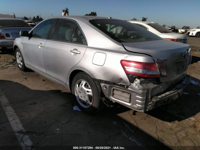 Photo 2 VIN: 4T1BF3EK1AU033730 - TOYOTA CAMRY 