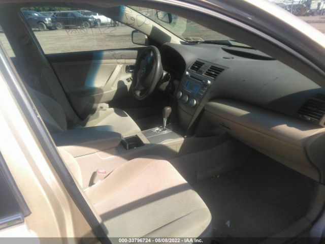 Photo 4 VIN: 4T1BF3EK1AU046896 - TOYOTA CAMRY 