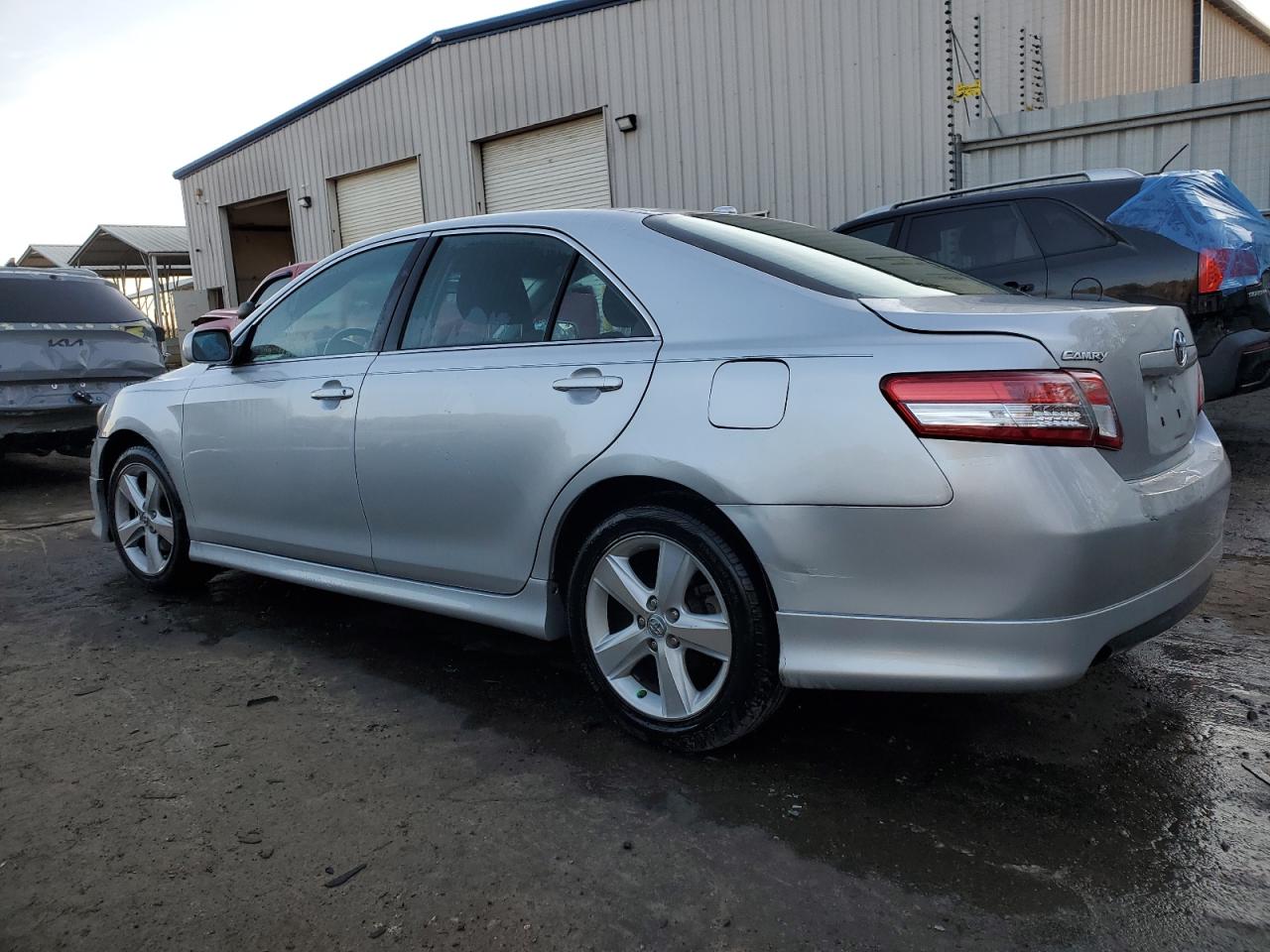 Photo 1 VIN: 4T1BF3EK1AU081521 - TOYOTA CAMRY 