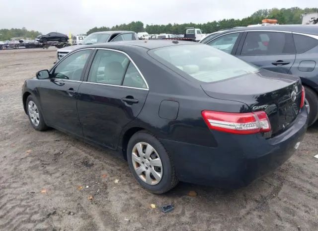 Photo 2 VIN: 4T1BF3EK1AU089327 - TOYOTA CAMRY 