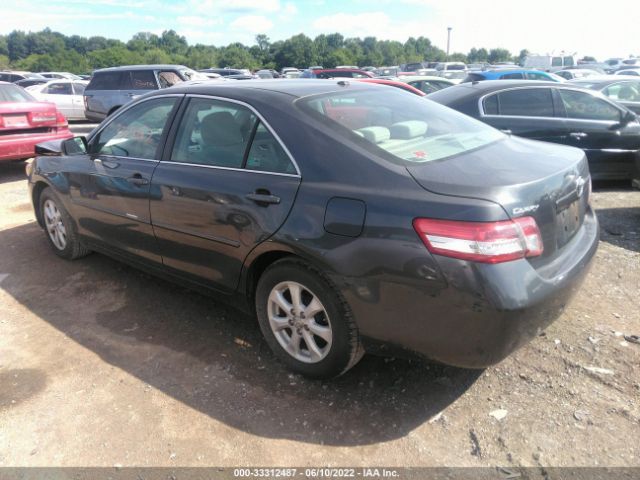 Photo 2 VIN: 4T1BF3EK1AU094768 - TOYOTA CAMRY 