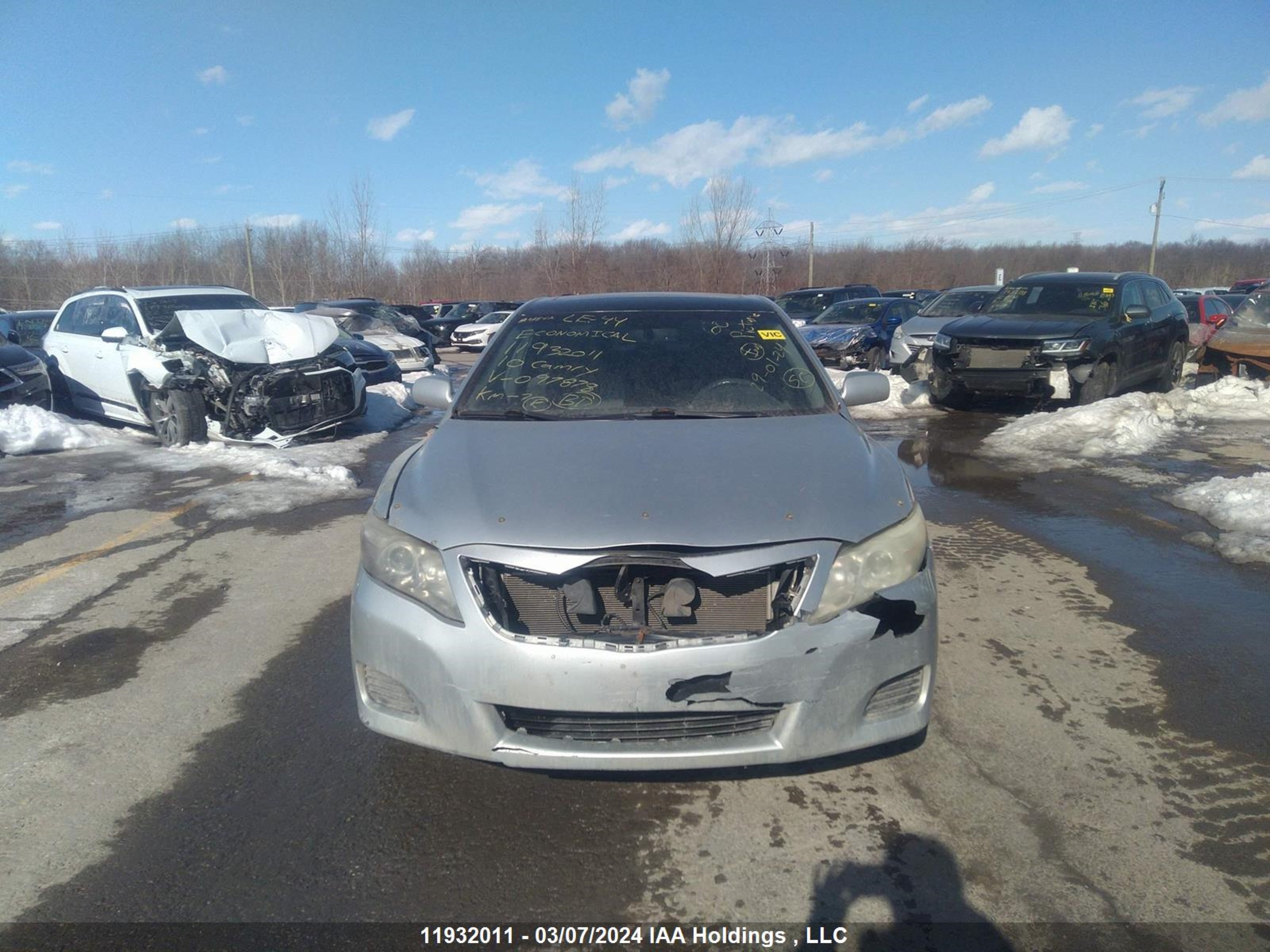 Photo 12 VIN: 4T1BF3EK1AU097878 - TOYOTA CAMRY 