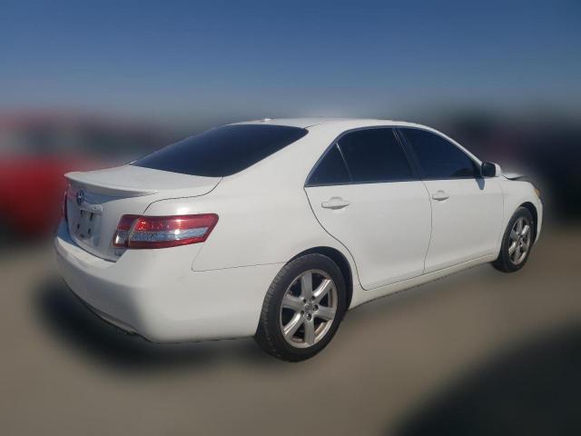 Photo 2 VIN: 4T1BF3EK1AU523732 - TOYOTA CAMRY 