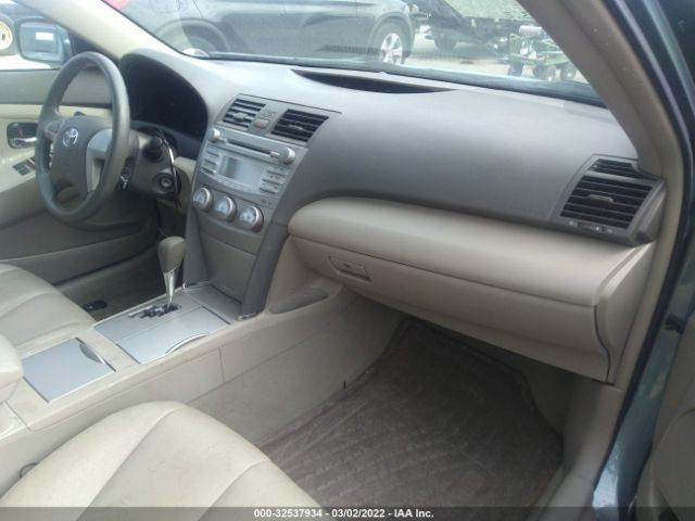 Photo 4 VIN: 4T1BF3EK1AU546878 - TOYOTA CAMRY 