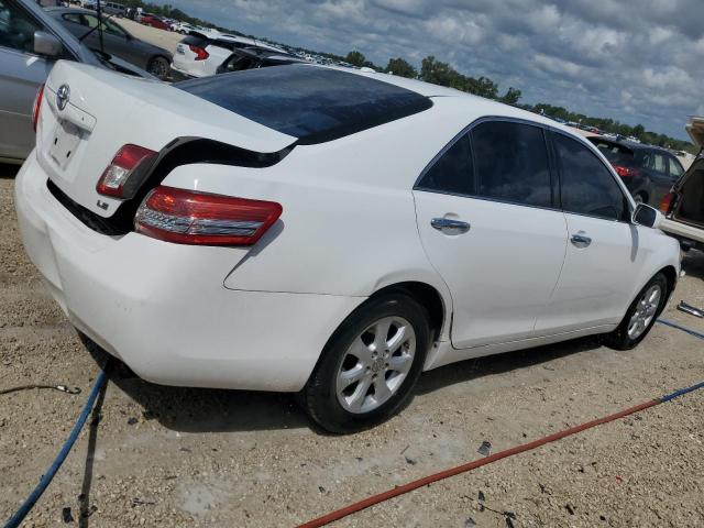 Photo 2 VIN: 4T1BF3EK1AU554740 - TOYOTA CAMRY BASE 