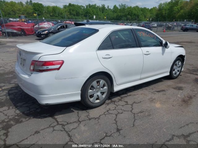 Photo 3 VIN: 4T1BF3EK1AU559307 - TOYOTA CAMRY 