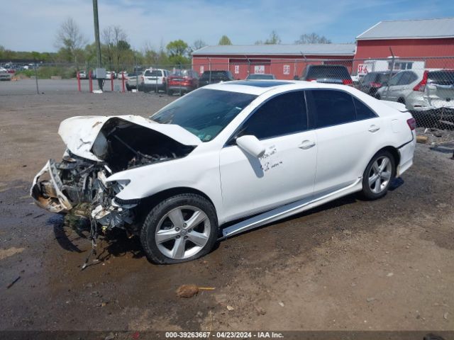 Photo 1 VIN: 4T1BF3EK1AU564197 - TOYOTA CAMRY 