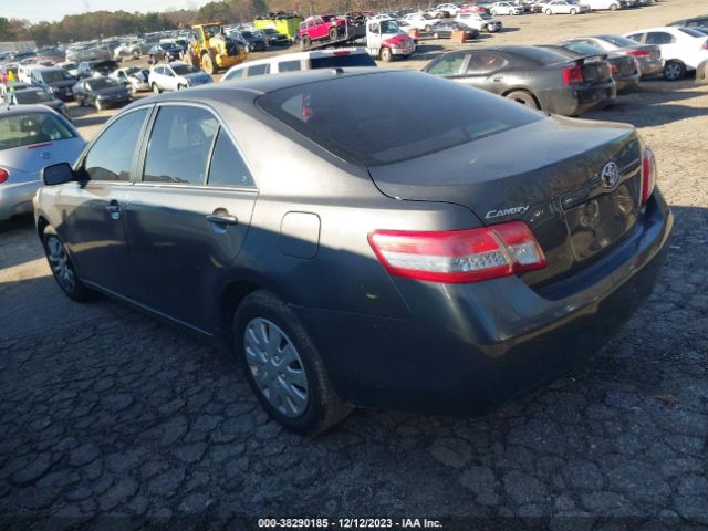 Photo 2 VIN: 4T1BF3EK1AU578133 - TOYOTA CAMRY 