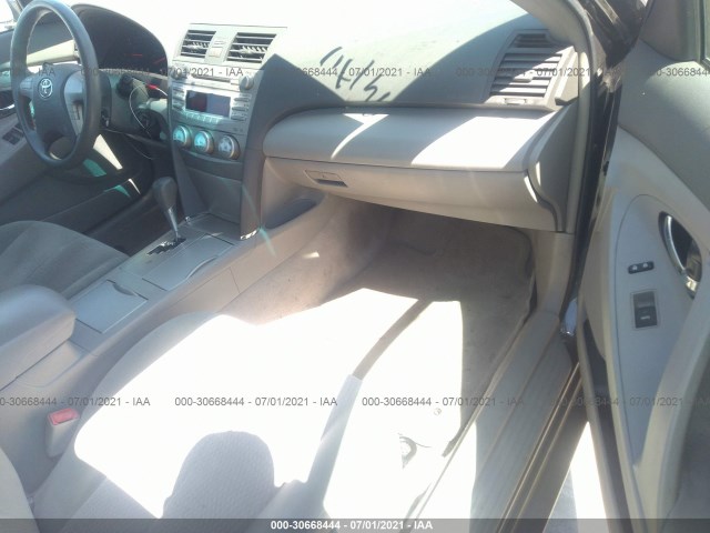 Photo 4 VIN: 4T1BF3EK1BU127432 - TOYOTA CAMRY 