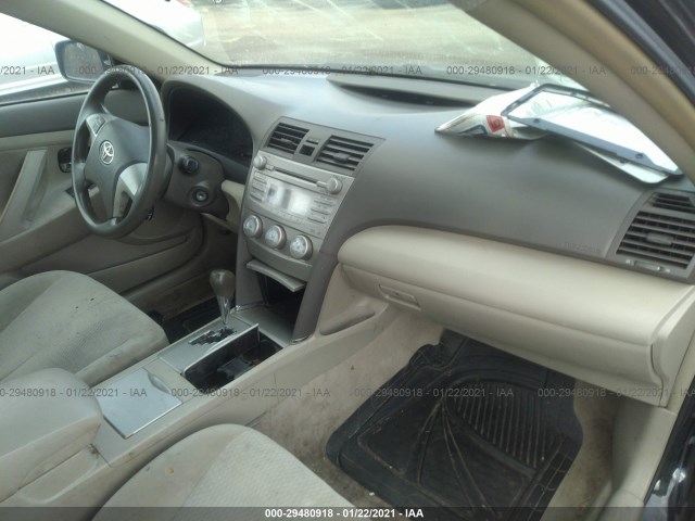 Photo 4 VIN: 4T1BF3EK1BU140164 - TOYOTA CAMRY 