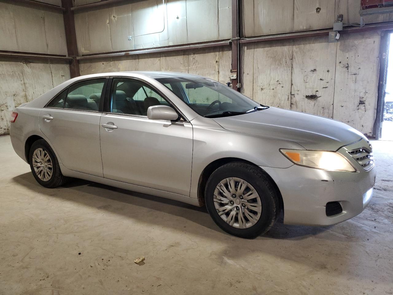 Photo 3 VIN: 4T1BF3EK1BU143937 - TOYOTA CAMRY 