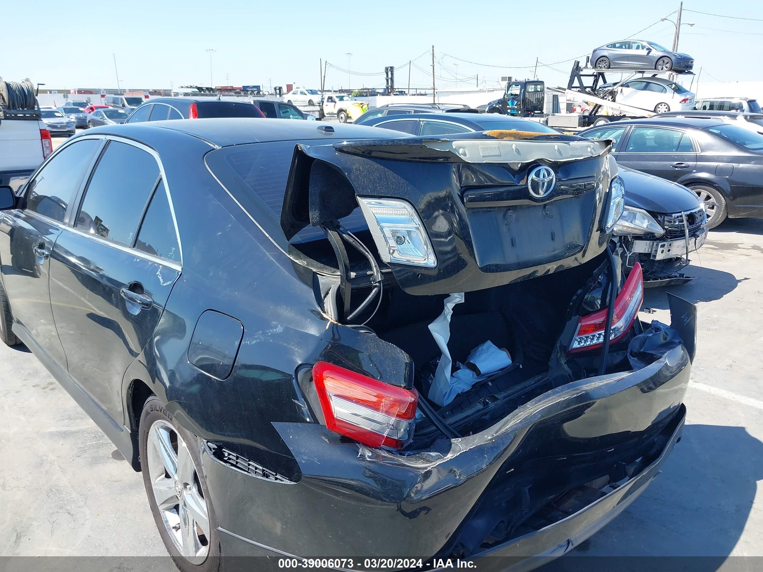 Photo 5 VIN: 4T1BF3EK1BU184133 - TOYOTA CAMRY 