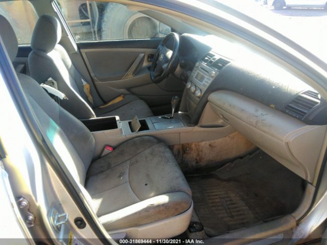 Photo 4 VIN: 4T1BF3EK1BU197450 - TOYOTA CAMRY 