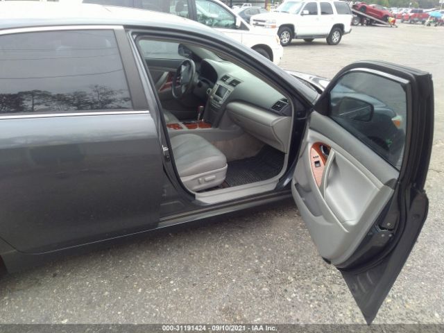 Photo 4 VIN: 4T1BF3EK1BU200721 - TOYOTA CAMRY 