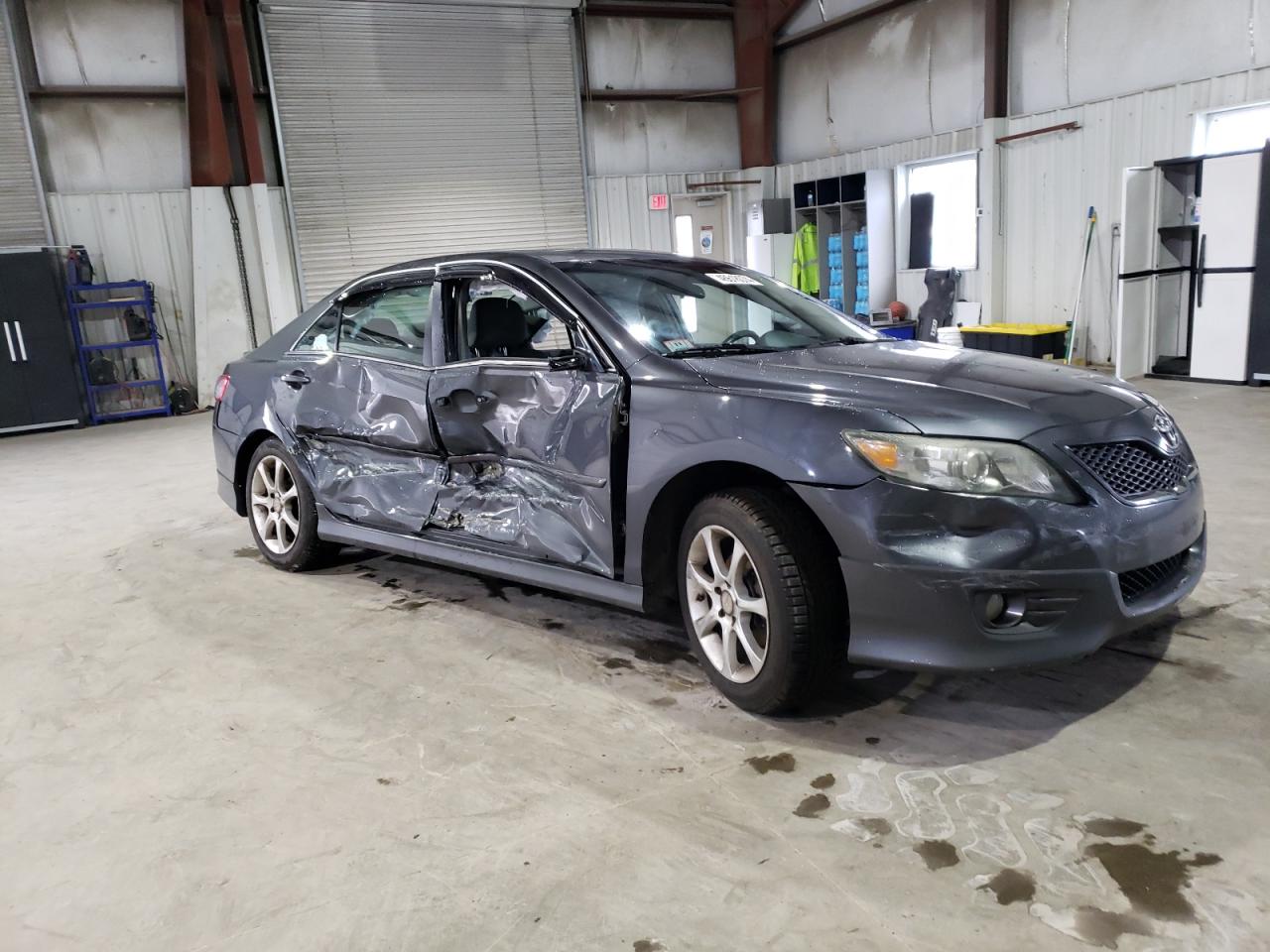 Photo 3 VIN: 4T1BF3EK1BU226624 - TOYOTA CAMRY 