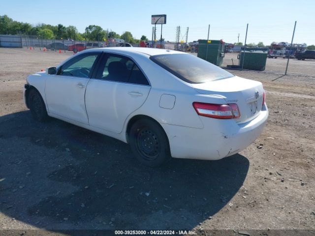 Photo 2 VIN: 4T1BF3EK1BU589098 - TOYOTA CAMRY 