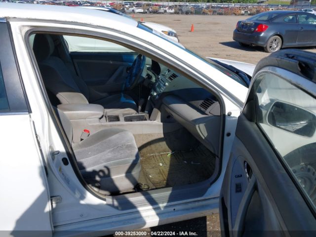 Photo 4 VIN: 4T1BF3EK1BU589098 - TOYOTA CAMRY 