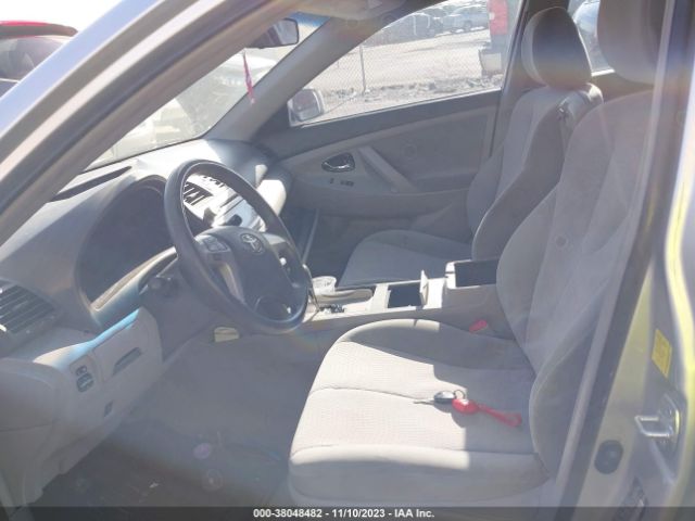 Photo 4 VIN: 4T1BF3EK1BU605090 - TOYOTA CAMRY 