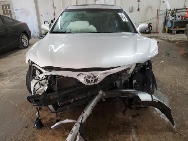 Photo 4 VIN: 4T1BF3EK1BU607812 - TOYOTA CAMRY 