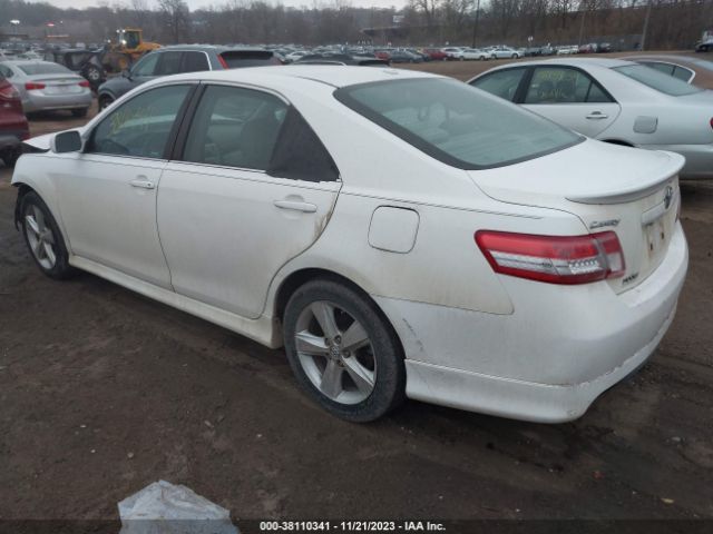 Photo 2 VIN: 4T1BF3EK1BU675088 - TOYOTA CAMRY 