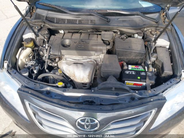 Photo 9 VIN: 4T1BF3EK1BU684180 - TOYOTA CAMRY 