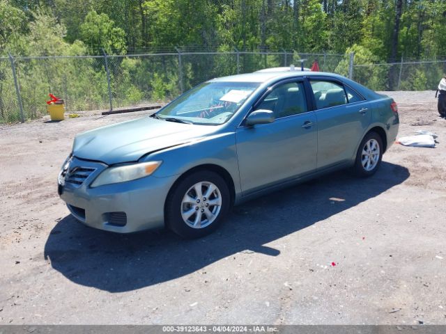 Photo 1 VIN: 4T1BF3EK1BU696426 - TOYOTA CAMRY 