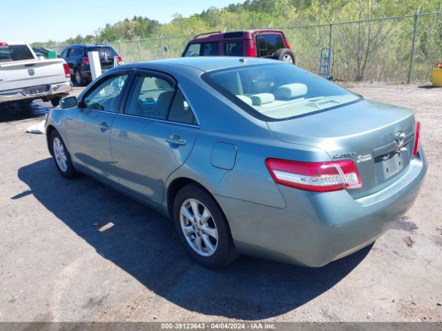 Photo 2 VIN: 4T1BF3EK1BU696426 - TOYOTA CAMRY 