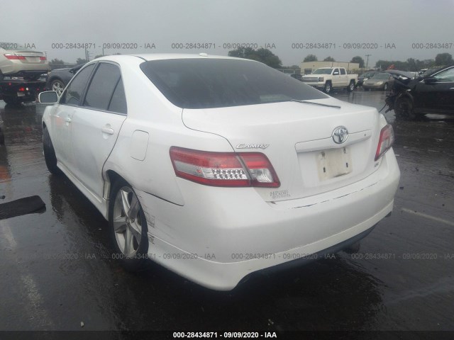 Photo 2 VIN: 4T1BF3EK1BU716058 - TOYOTA CAMRY 