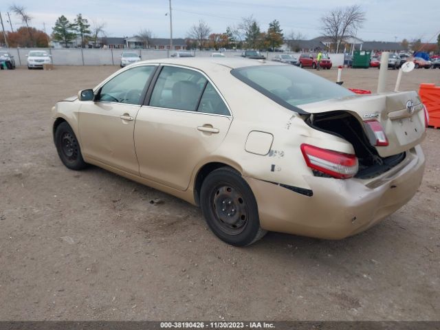 Photo 2 VIN: 4T1BF3EK1BU719932 - TOYOTA CAMRY 