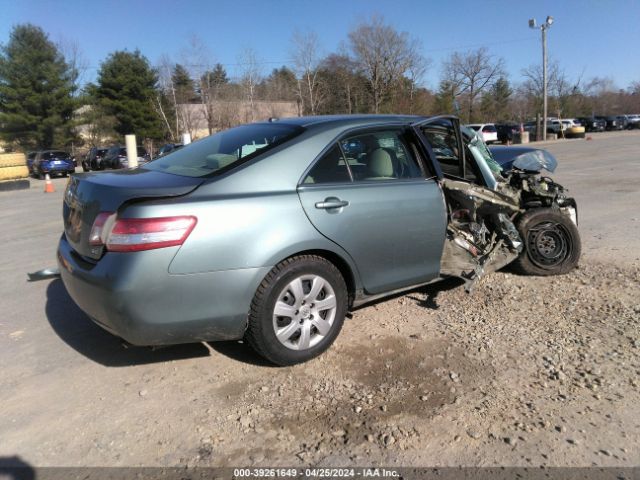 Photo 3 VIN: 4T1BF3EK1BU733930 - TOYOTA CAMRY 